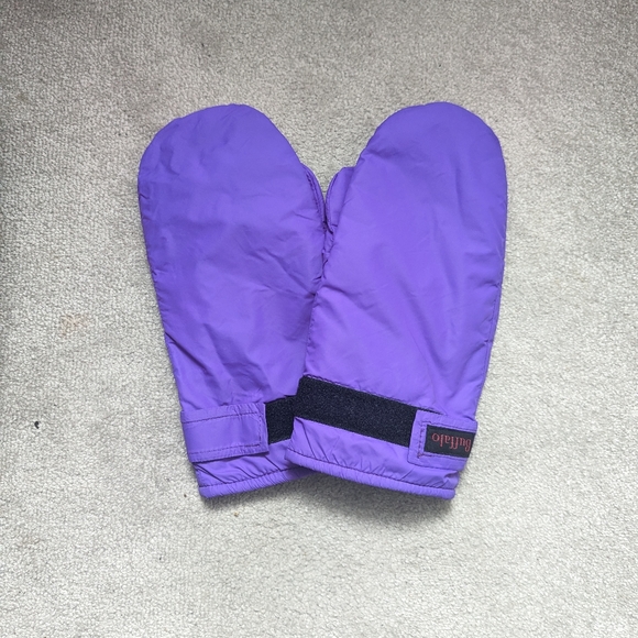 Buffalo David Bitton Other - Buffalo mittens (Purple)